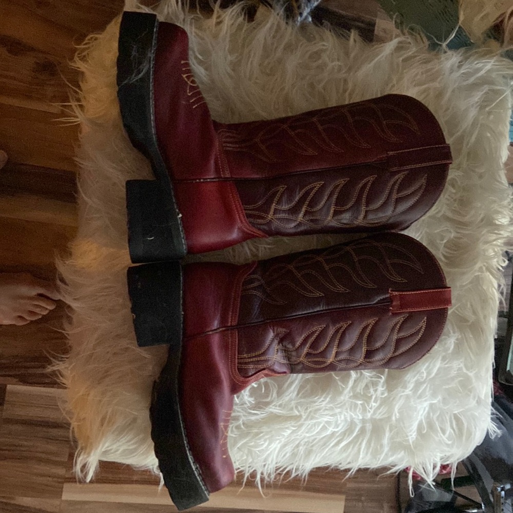 Red.  Jon fluvog destroy boots